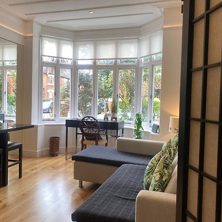 Interior Designed Flat Near Kew Botanical Gardens Apartment Londra Exterior foto