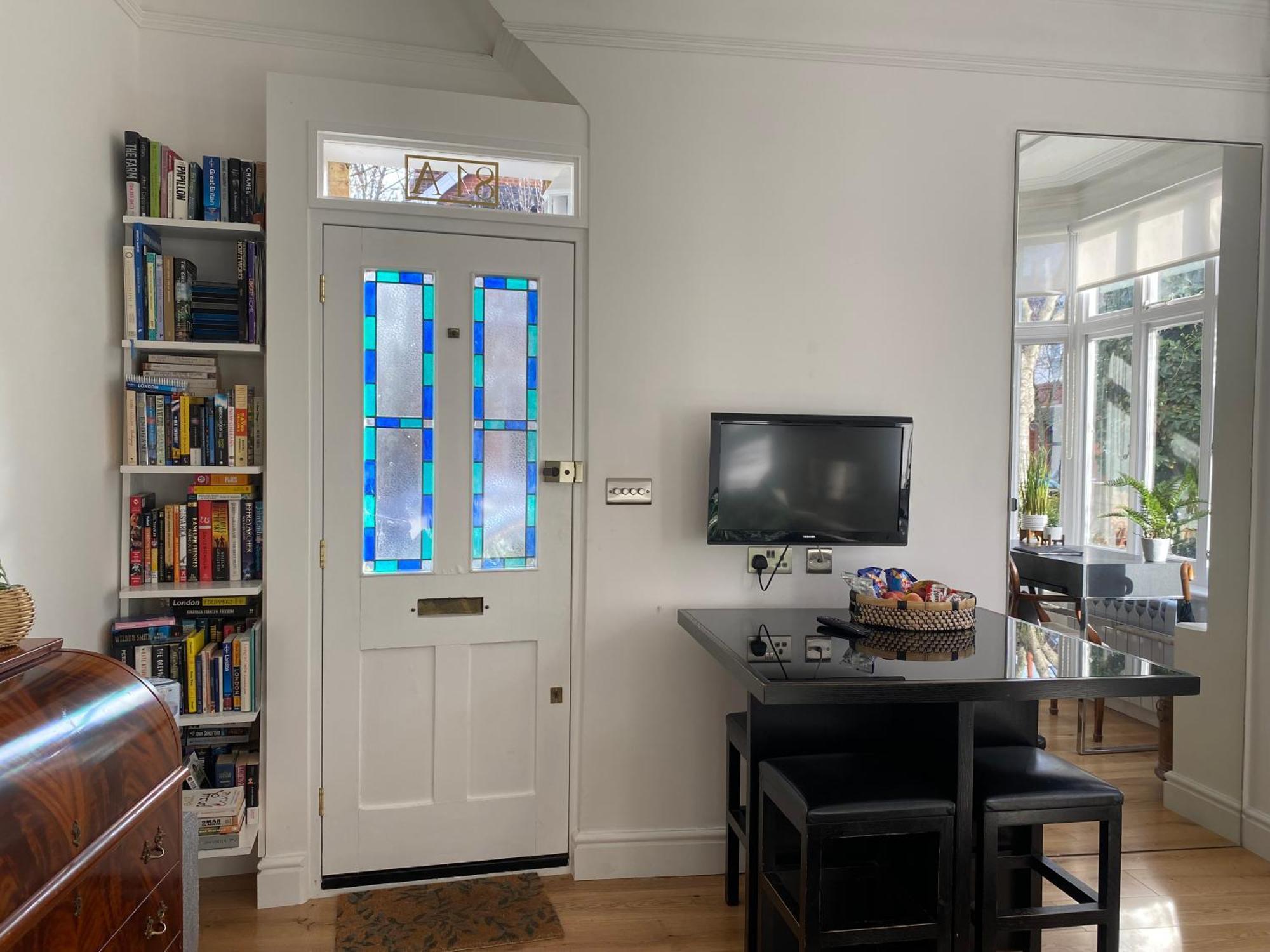 Interior Designed Flat Near Kew Botanical Gardens Apartment Londra Exterior foto