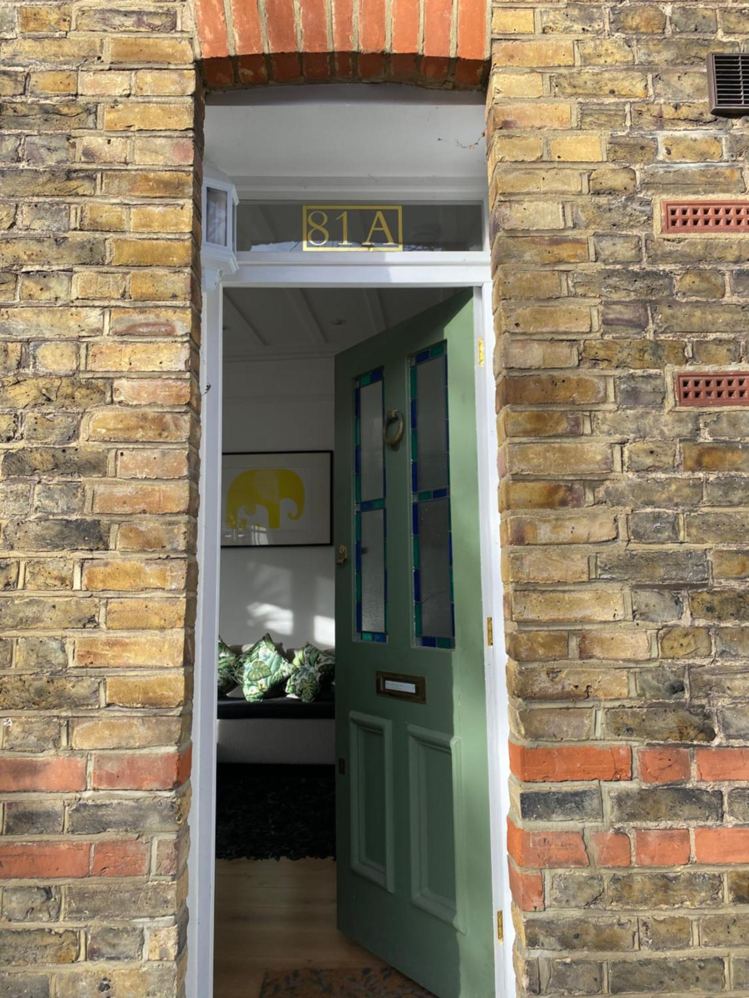 Interior Designed Flat Near Kew Botanical Gardens Apartment Londra Exterior foto